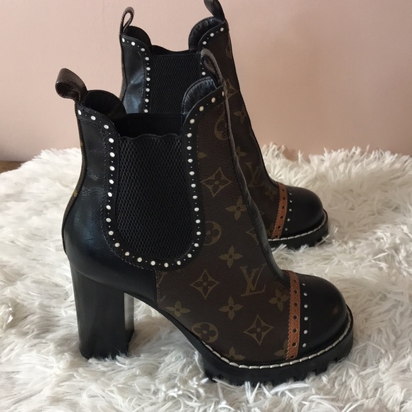 Louis Vuitton Calfskin Monogram Star Trail Ankle Boots - Picture 2 of 16